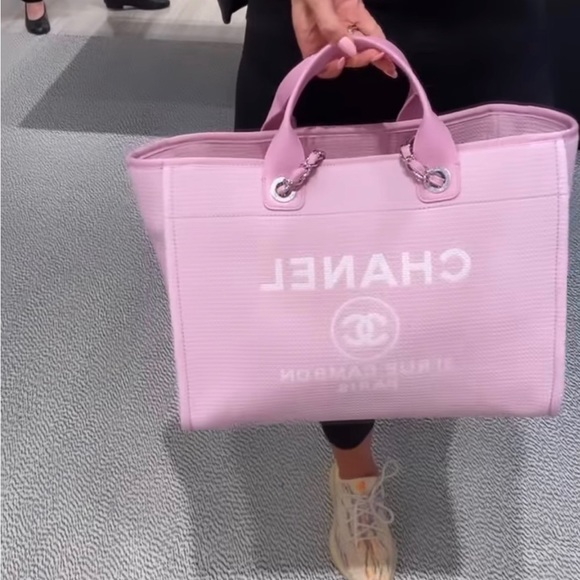 NWT Chanel Deauville Large Pink Canvas Tote (Limited edition Color) - Picture 1 of 16
